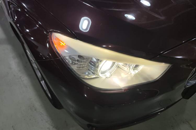 Used BMW 5 Series GT 2015 528i Leading Model