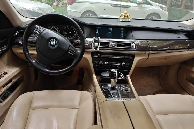 Used BMW 7 Series 2009 740Li Leading Model