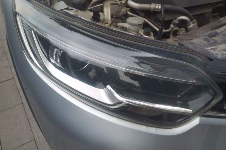 Used Renault Kadjar 2016 2.0L Two-Wheel Drive Comfort Edition
