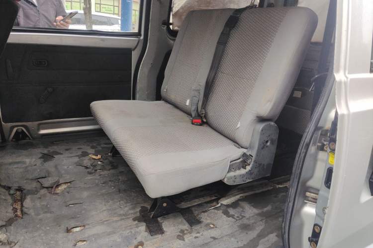 Used BAIC Weiwang 306 2016 1.2L Basic Version 7 Seats A12 China IV Emission Standard Left Rear Seat