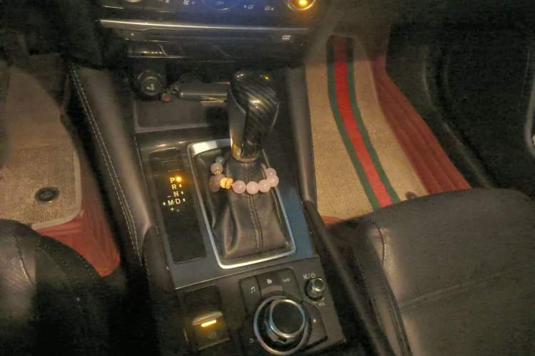 Used Mazda Atenza 2017 2.0L Blue Sky Luxury Edition
