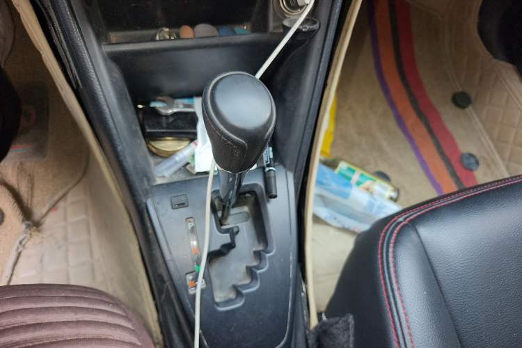 Used Toyota Vios 2017 1.5L CVT Innovation Edition Gear Lever