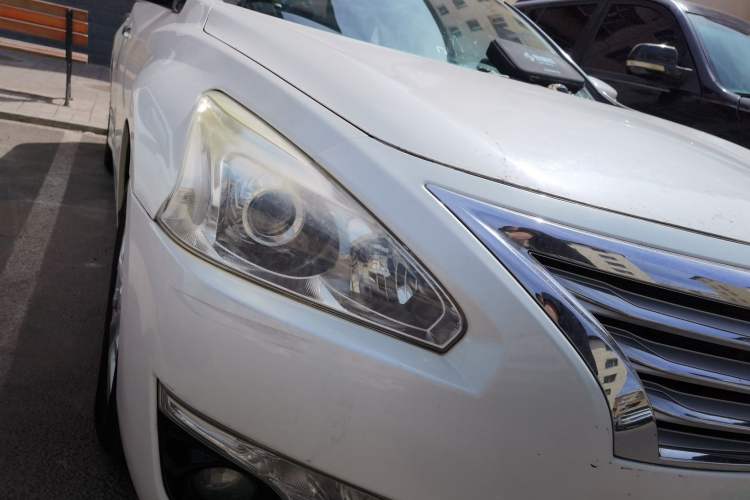 Used Nissan Teana 2013 2.0L XL Comfort Edition Right Front Headlight