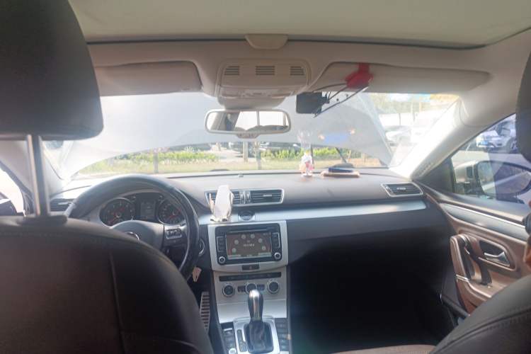 Used Volkswagen FAW-Volkswagen CC 2013 2.0 TSI Ultimate Model Headliner