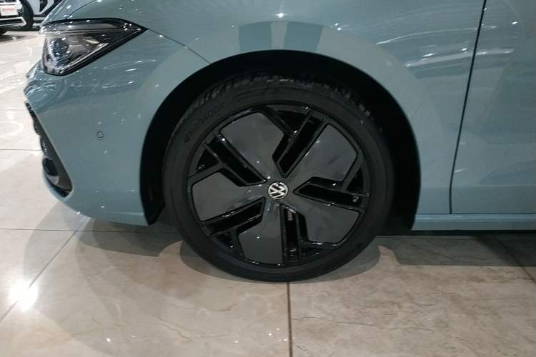 Used Volkswagen Passat 2025 Pro 380TSI Starry Dragon Luxury Edition