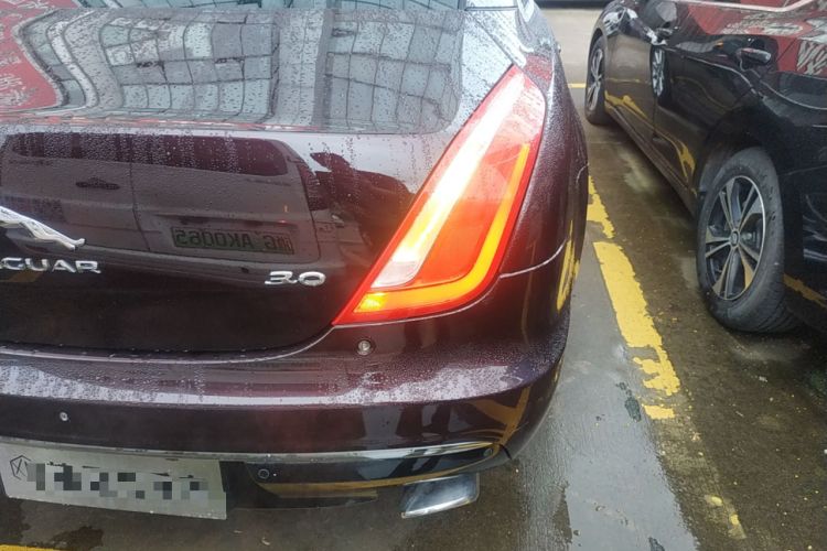 Used Jaguar XJ 2016 XJL 3.0 SC Two-Wheel-Drive Elegant Business Edition Right Rear Taillight