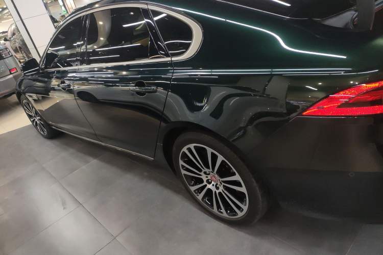 Used Jaguar XFL 2024 2.0T P250 Two-Wheel Drive Prestige Luxury Edition
