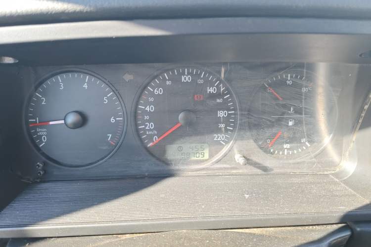 Used Volkswagen Jetta 2005 CIF Comfort Model Instrument Cluster