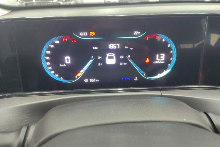 Used CHANGAN Eado 2025 PLUS 1.5L Manual Luxury Edition Instrument Cluster