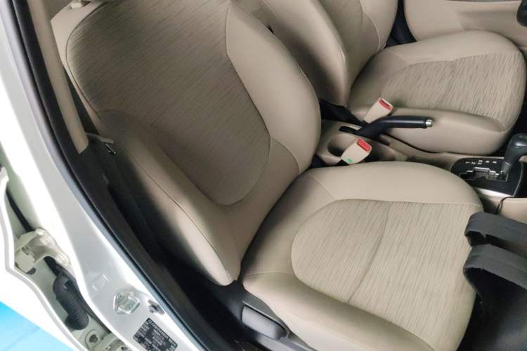 Used Hyundai Verna (older generation) 2014 1.4L Automatic Smart GLS
