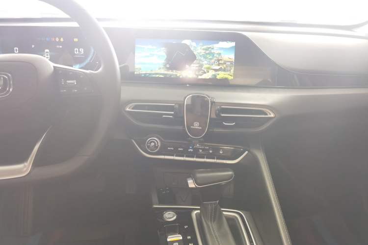 Used CHANGAN Eado 2021 PLUS 1.6L GDI CVT Luxury Model Audio And AC Panel