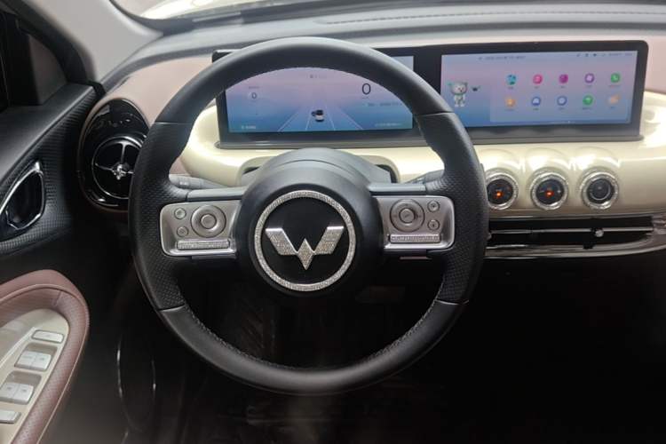 Used Wuling Bingo 2023 333 km Lingxi Connected+ Version