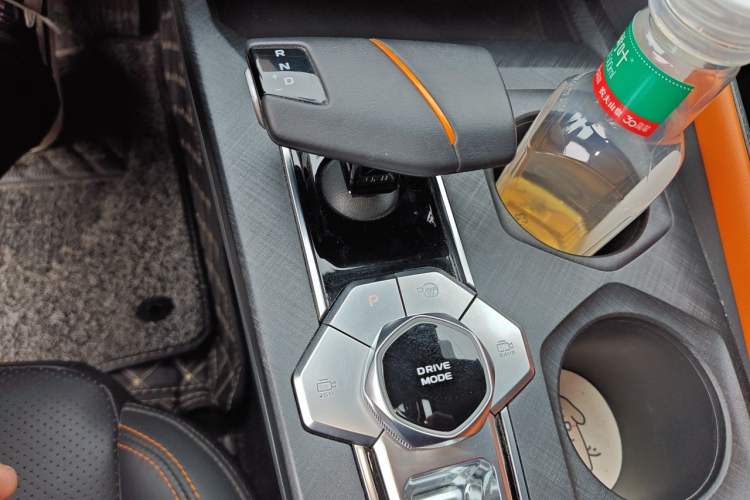 Used CHANGAN UNI-V 2022 1.5T Smart Navigation Version
