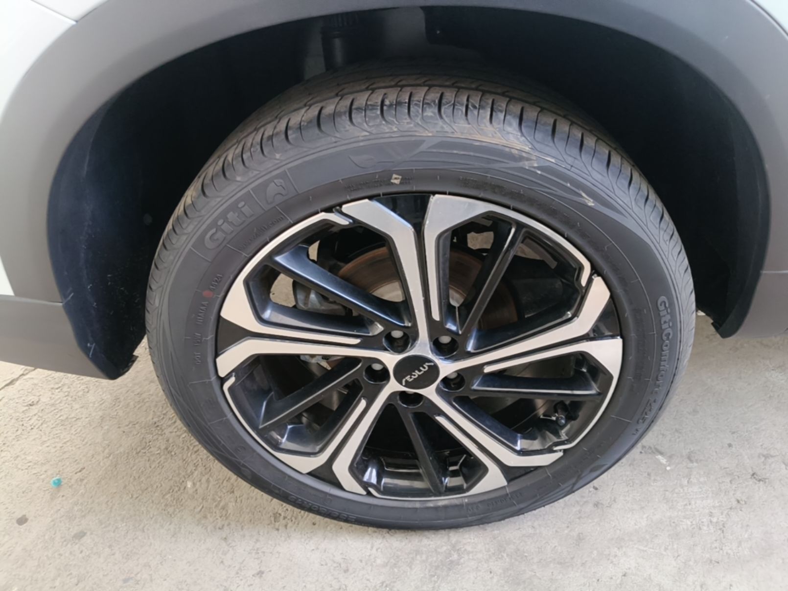 Dongfeng Aeolus Huge 2024 Mach Power 1.5T Premium Model — снимка 11