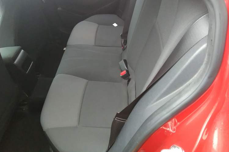 Used Toyota Levin 2019 185T CVT Luxury Edition China VI Standard Left Rear Seat