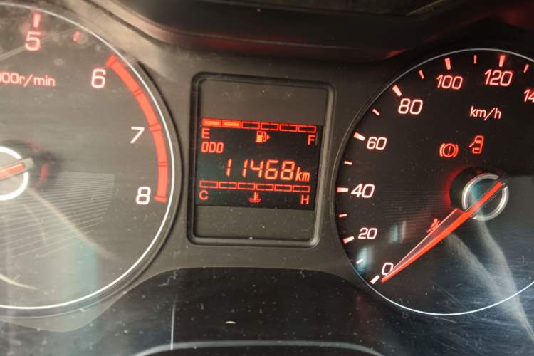 Used Baojun 310 2016 1.2L manual Comfort trim level