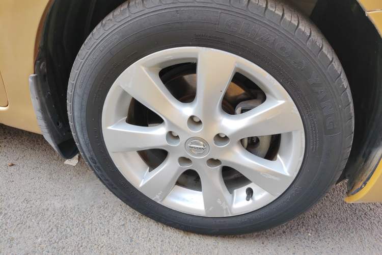 Used Nissan Tiida 2011 1.6L CVT Smart Version
