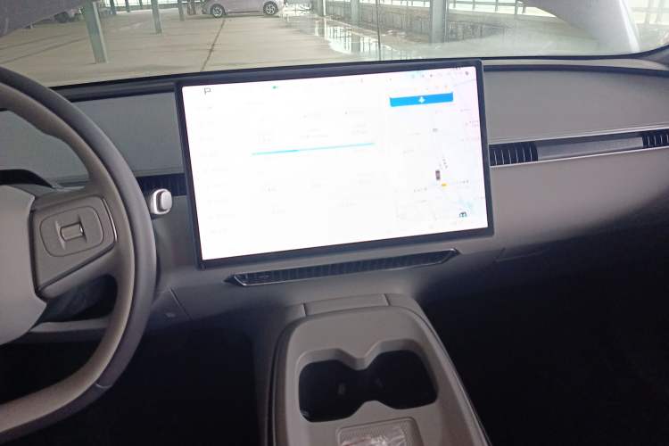 Used XPeng MONA M03 2025 600 with Ultra-Long Range Max Audio And AC Panel