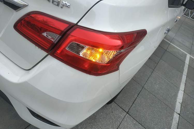 Used Nissan Sylphy 2024 Facelifted Three Classic 1.6XE CVT Comfort Edition Right Rear Taillight