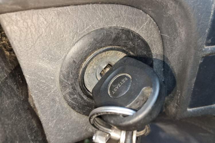 Used Jinbei Grace 2016 2.0L Express Utility Model
