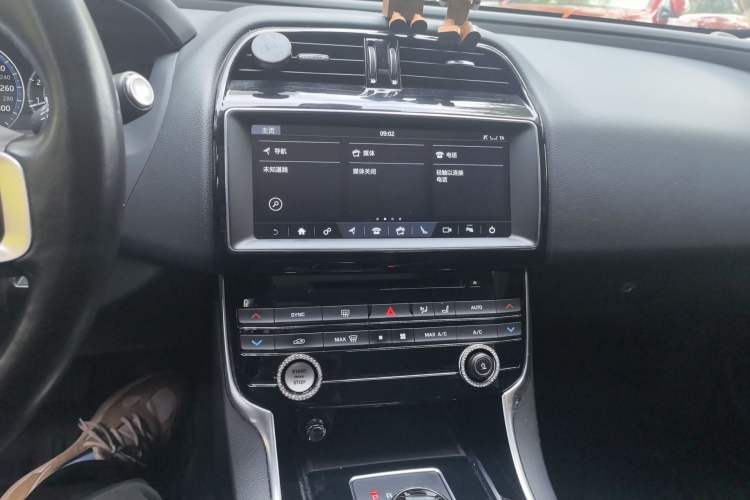 Used Jaguar XEL 2018 2.0T 250 PS Premium Edition
