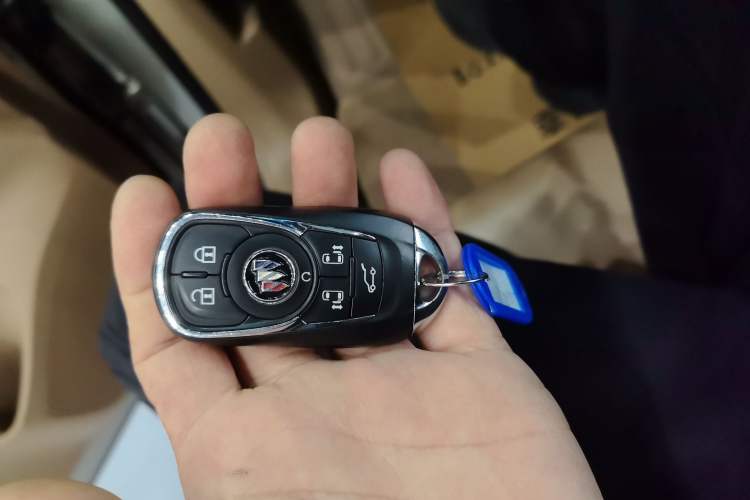 Used Buick GL8 2020 ES Land Cruiser 653T Luxury Model