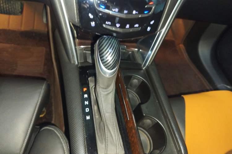 Used Cadillac XTS 2014 28T Luxury Model