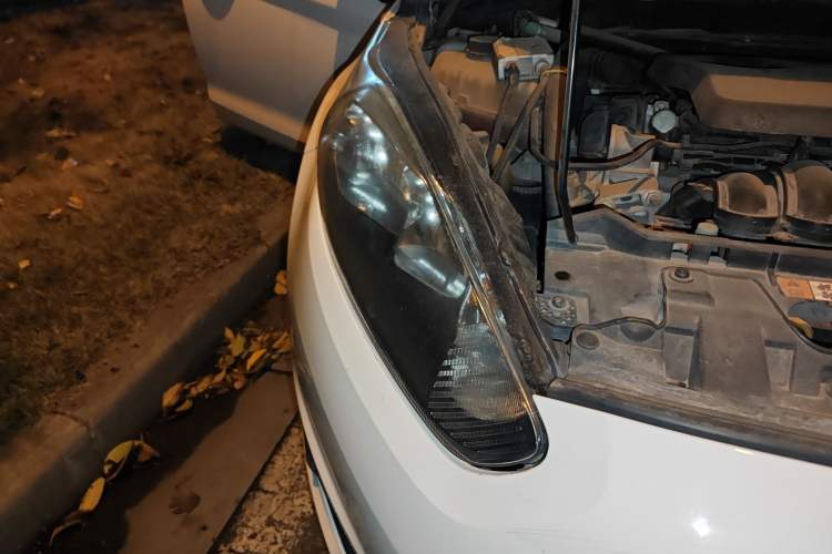 Used Ford Fiesta 2013 Sedan 1.5L Automatic Fashion Edition Right Front Headlight