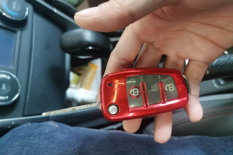 Used Chery Tiggo 3 2015 1.6L CVT ZhiShang Sport Edition
