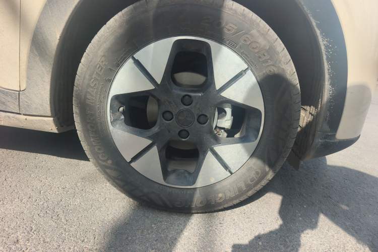 Used Geely Galaxy Geome 2025 310km Dream Edition Exterior 7