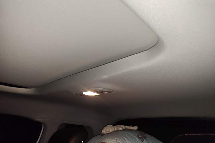 Used Citroen C5 AIRCROSS 2017 350THP Fashion Edition Headliner