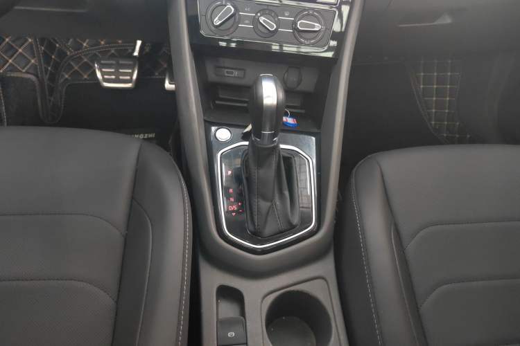 Used Jetta VS7 2020 1.4T Automatic Enjoyment Model