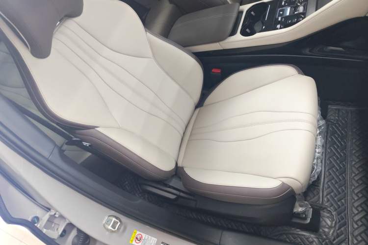 Used BYD Song PLUS New Energy 2025 EV 520km Luxury Version
