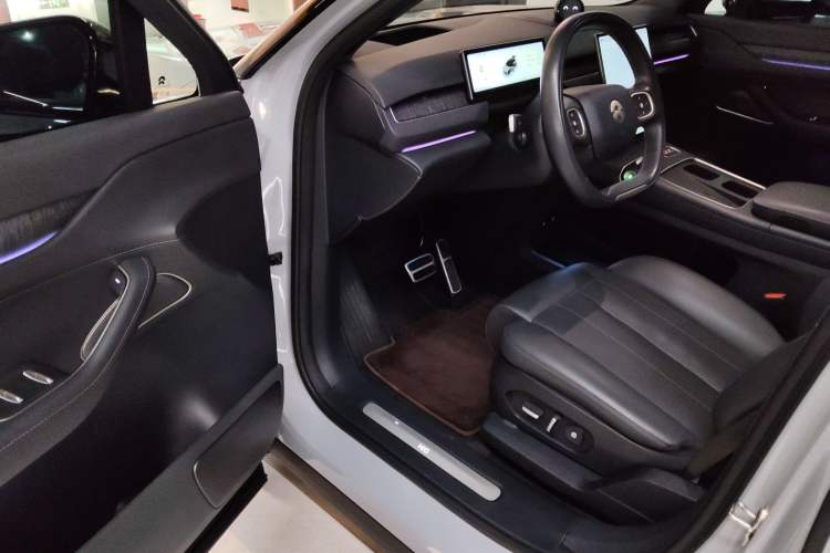 Used Nio ES8 2023 75 kWh
