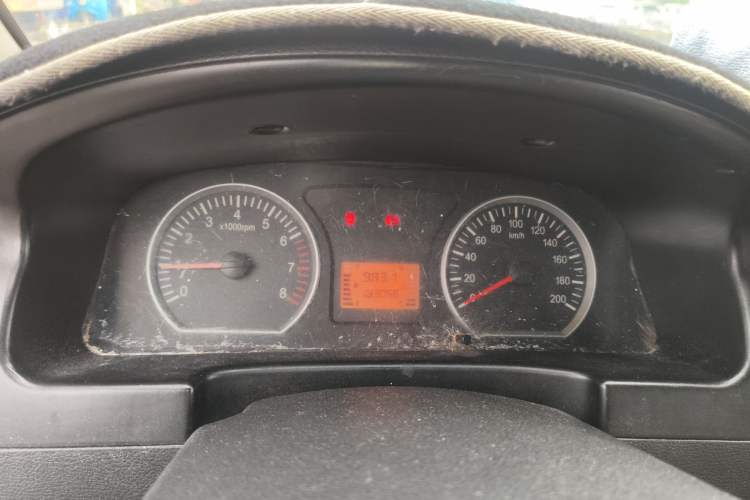 Used FORTHING Lingzhi 2015 M3 1.6L 7-Seater Comfort Model