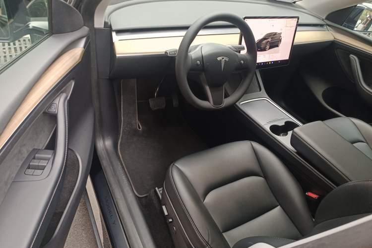 Used Tesla Model Y 2022 Revised Version Long-Range All-Wheel Drive