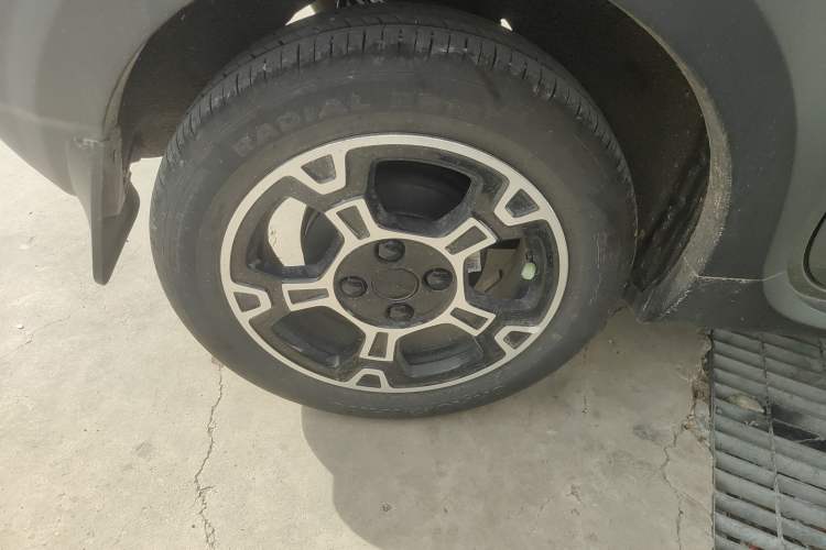Used Geely Galaxy Panda 2025 210km Panda Rider Right Rear Wheel Hub