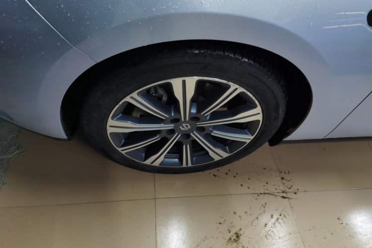 Used Leapmotor C01 2023 Range-Extended 216 Comfort Edition Left Front Wheel Hub