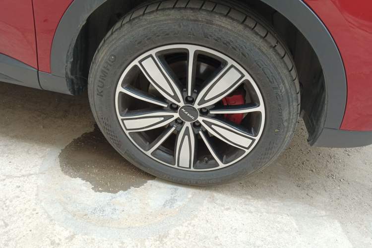Used Haval H6 2023 National Trend Edition 1.5T Automatic Champion Version Right Front Wheel Hub