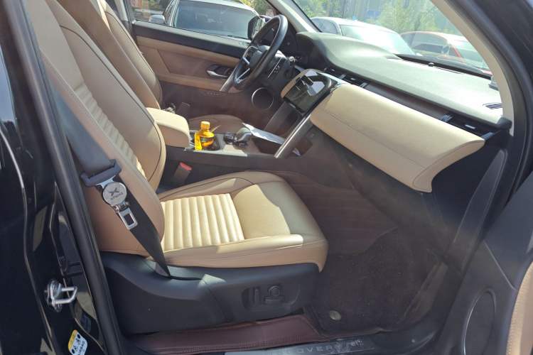 Used Land Rover Discovery Sport 2024 Performance Tech Edition
