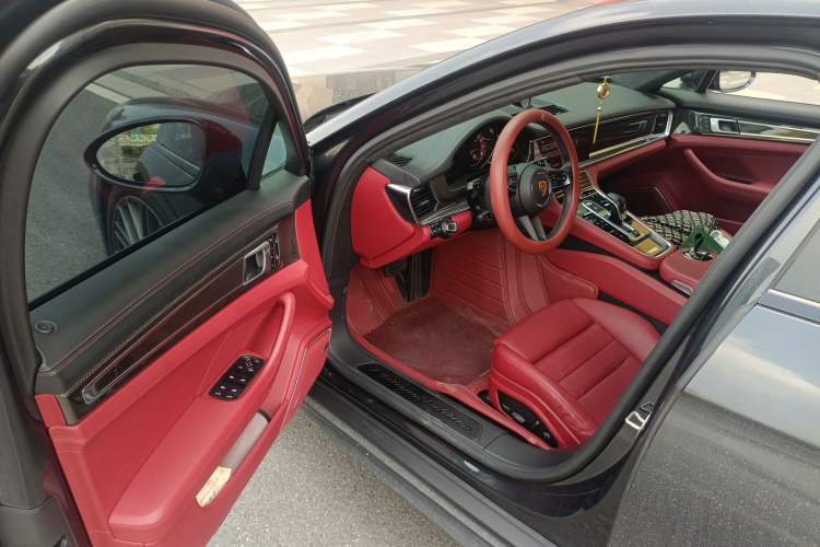 Used Porsche Panamera 2022 Panamera 2.9T Platinum Edition Driver Seat