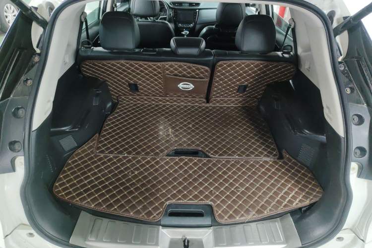 Used Nissan X-Trail 2020 2.5L XL ITS CVT 4WD Deluxe Navigation Edition Trunk