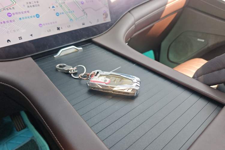 Used EXEED Lanyue 2023 400T Four-Wheel Drive Starry Edition 7-Seater Interior 1