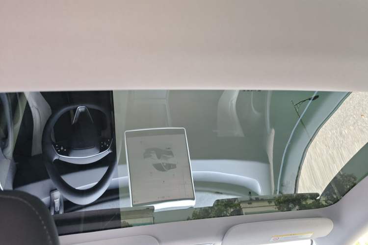 Used Tesla Model 3 2023 Rear-Wheel-Drive Version
