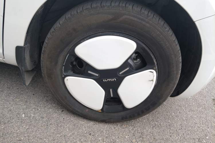 Used CHANGAN NEVO Lumin 2024 130km Qingyue Version Right Front Wheel Hub
