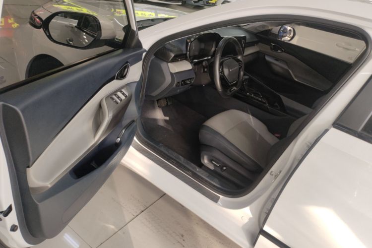 Used Baojun RC-5 2020 1.5T CVT Smart Shine Prestige Edition