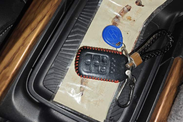 Used Honda CR-V 2017 240TURBO CVT Four-Wheel Drive Prestige Edition