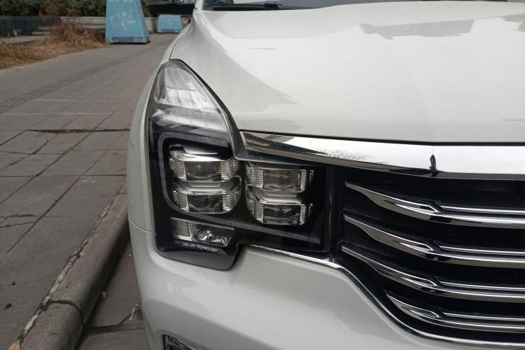 Used GAC Trumpchi GS8 2017 320T Two-Wheel Drive Luxury Smart Connectivity Version (7 Seats)