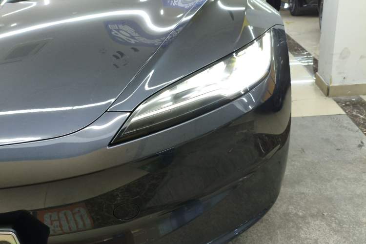 Used Tesla Model 3 2023 Rear-Wheel-Drive Version

