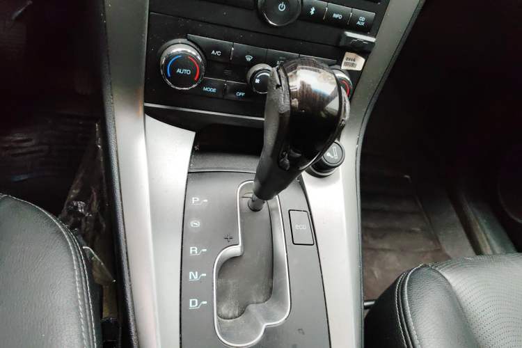 Used Chevrolet Captiva 2014 2.4L 4x4 Flagship Edition 7 Seats